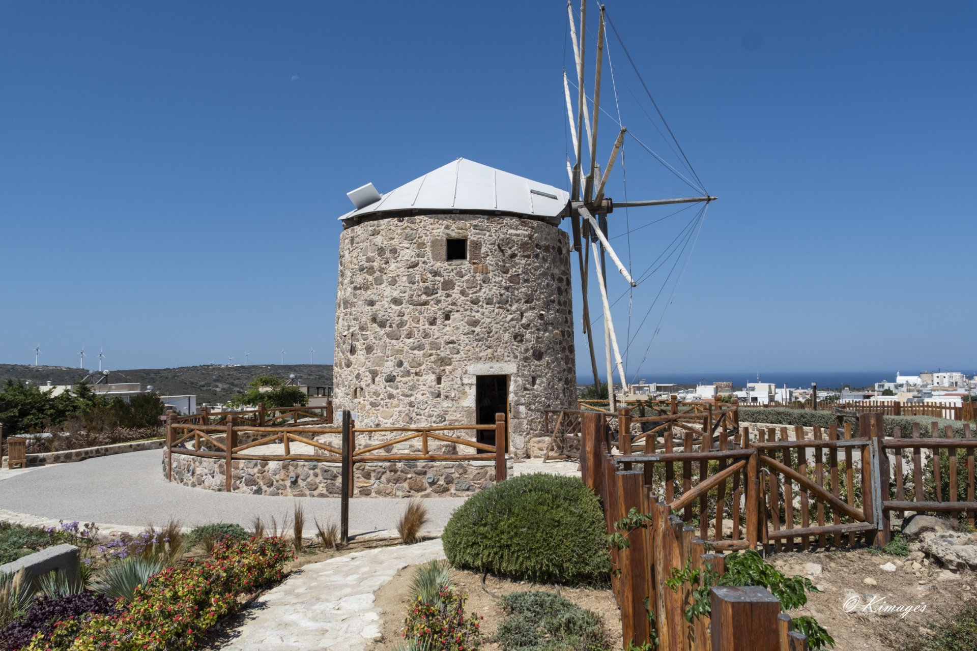KOS