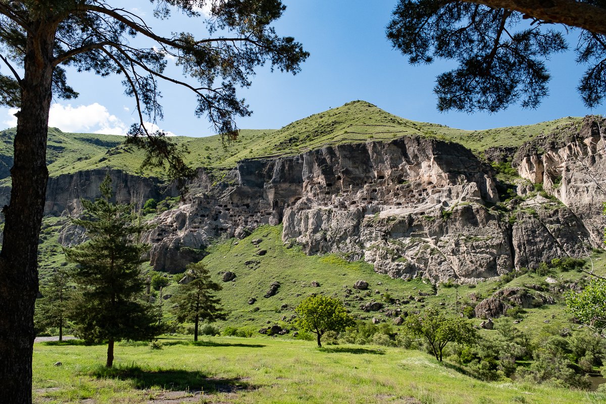 Vardzia